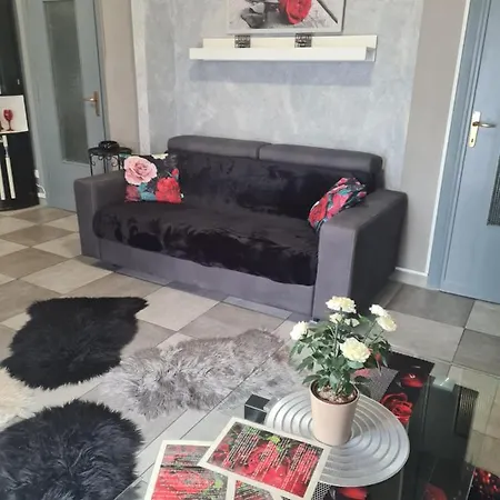 Apartment Petalo Rosso *