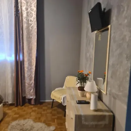 Petalo Rosso Apartment